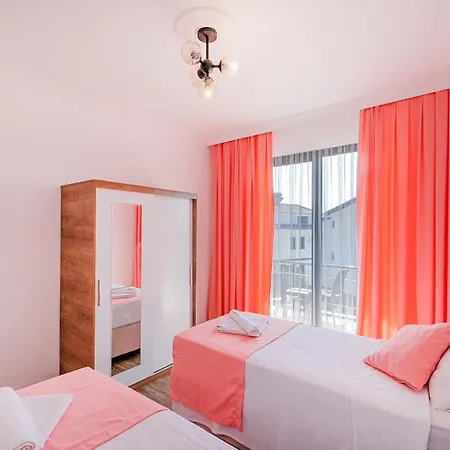 Villa Defnem 2 *